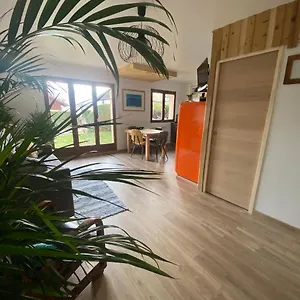  Appartement Au Calme Avec Vue Sur Les Montagnes. France