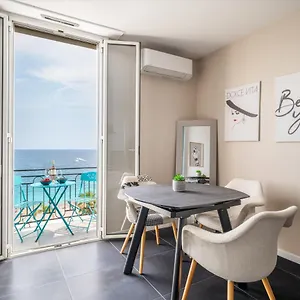  Appartement Le Balcon De La Baie Des Anges France
